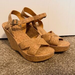 Kork-Ease Ava platform wedge sandals size